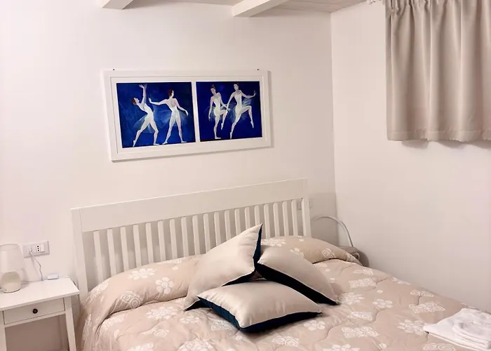 Giardino Tra Le Mura Homestay